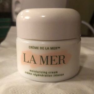 LA MER moisturizing creme